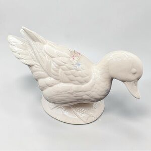 Ceramic Duck Bird Figurine • Table Centerpiece • Cottage Farm Grandma Floral MCM